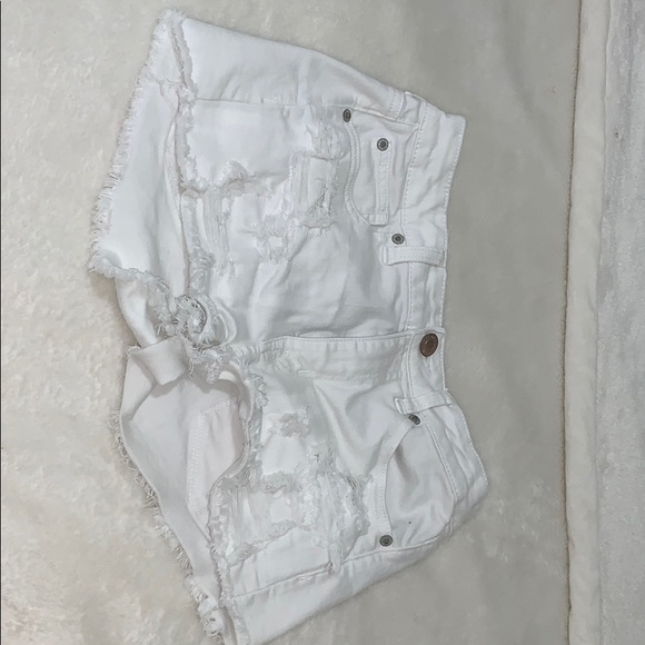 American Eagle Hi-Rise Shorts - Picture 1 of 3